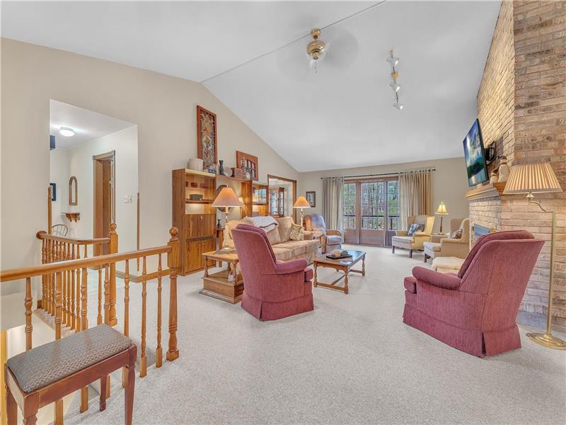 Triple Pines CottageSouthcott Grand Bend Cottage Rental DI35401