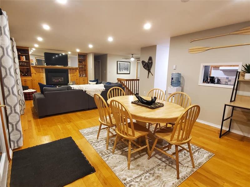 Ripple Lake Retreat *Pool Table, Huntsville Cottage Rental DI35663