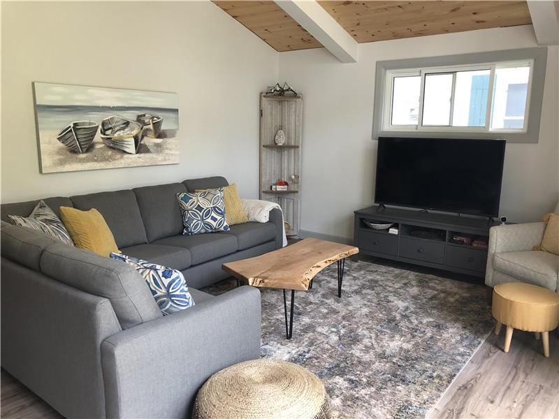 Beach Retreat at Turkey Point Turkey Point Cottage Rental GL35673