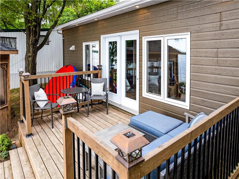 Waterfront 4 bedroom family cottage Carleton Place Cottage Rental