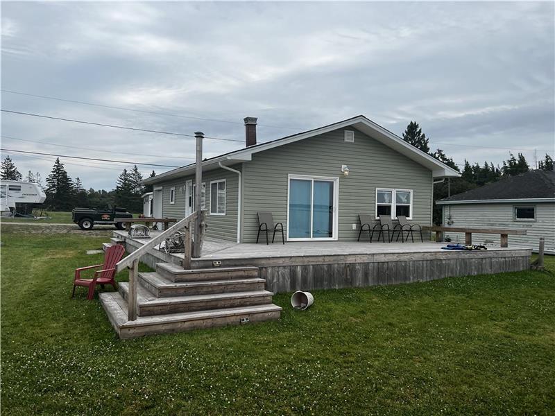 Sunset on Bayview GrandeDigue Cottage Rental GL35699