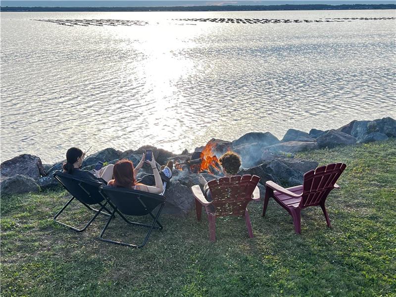 Sunset on Bayview GrandeDigue Cottage Rental GL35699