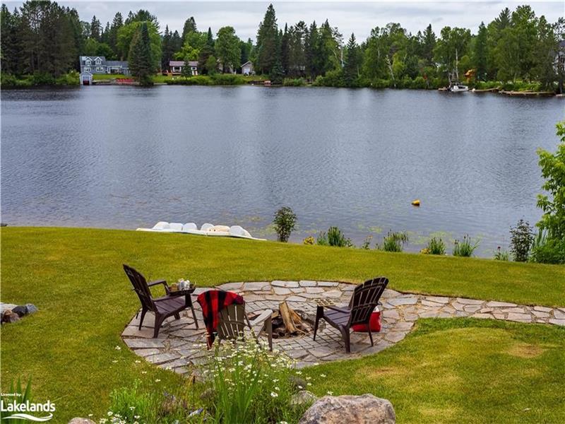 Luxury Lakeview Dream Cottage with Kearney Cottage Rental DI35904