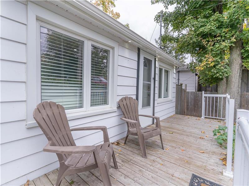 Sunset Paradise Waterfront Cottage Nestleton Station Cottage Rental