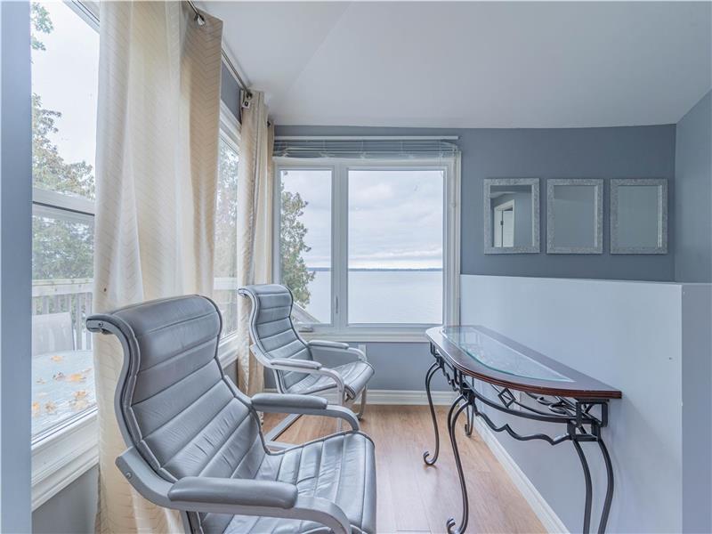 Sunset Paradise Waterfront Cottage Nestleton Station Cottage Rental