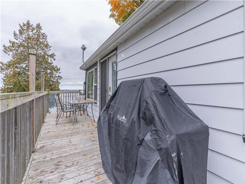 Sunset Paradise Waterfront Cottage Nestleton Station Cottage Rental