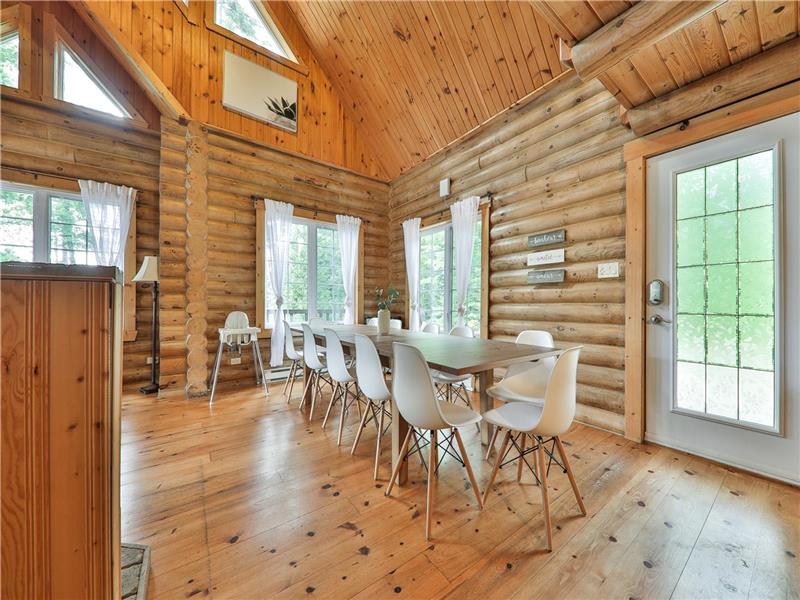 Chalet la Bellevue du Lac GrenvillesurlaRouge Cottage Rental DI