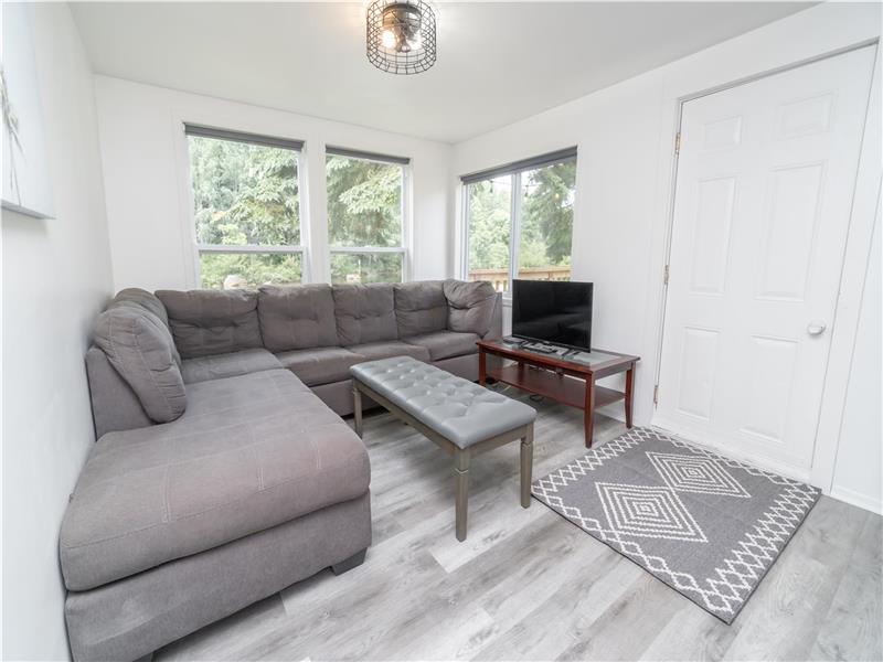 Water Wonderland w/ Hot Tub, Katrine Cottage Rental GL36552