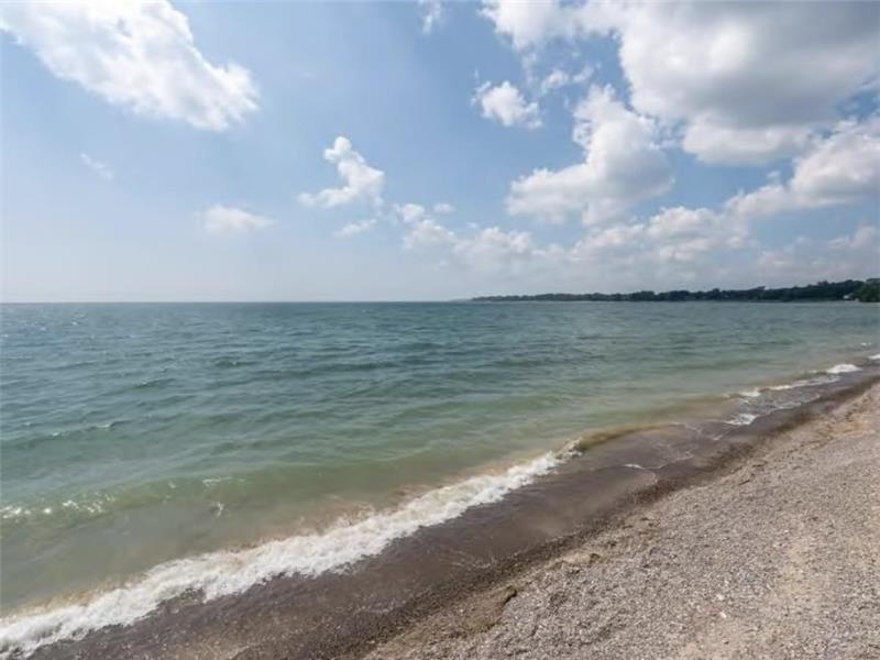 4 seasons Lake Erie Cottage for Dunnville Cottage Rental DI36648