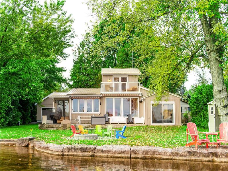 Kawartha's Lakefront Paradise Kawartha Lakes Cottage Rental DI