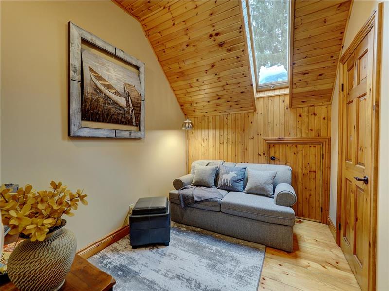 Cottage Gem on Shadow Lake Norland Cottage Rental DI36768