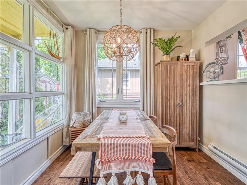 SUMMER 2024 DATES OPEN!!! Cozy Selkirk Cottage Rental PL36773