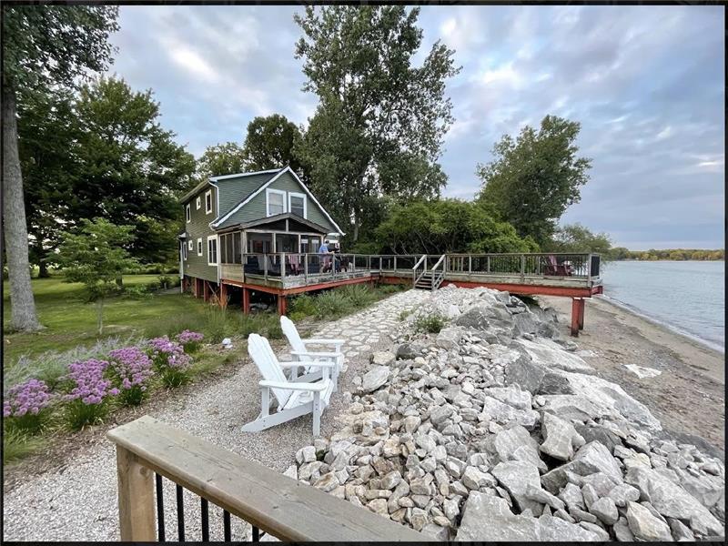 Healing Waters Cottage, Pelee Pelee Island Cottage Rental GL36808