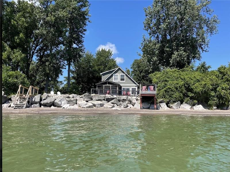 Healing Waters Cottage, Pelee Pelee Island Cottage Rental GL36808
