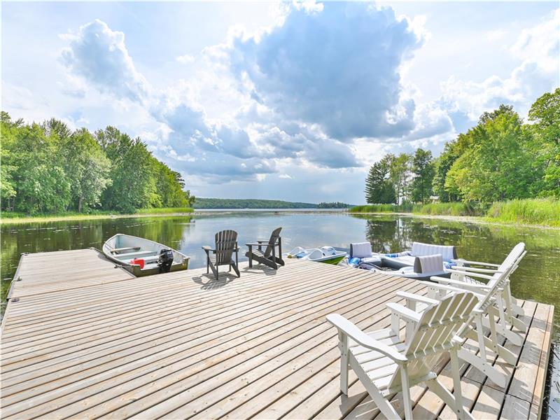 The Lake House Waterfront Free Madoc Cottage Rental DI36837