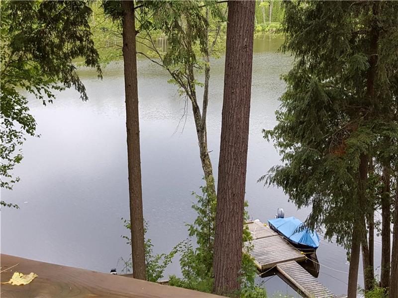 Beautiful Lake front cottage with a Coe Hill Cottage Rental GL