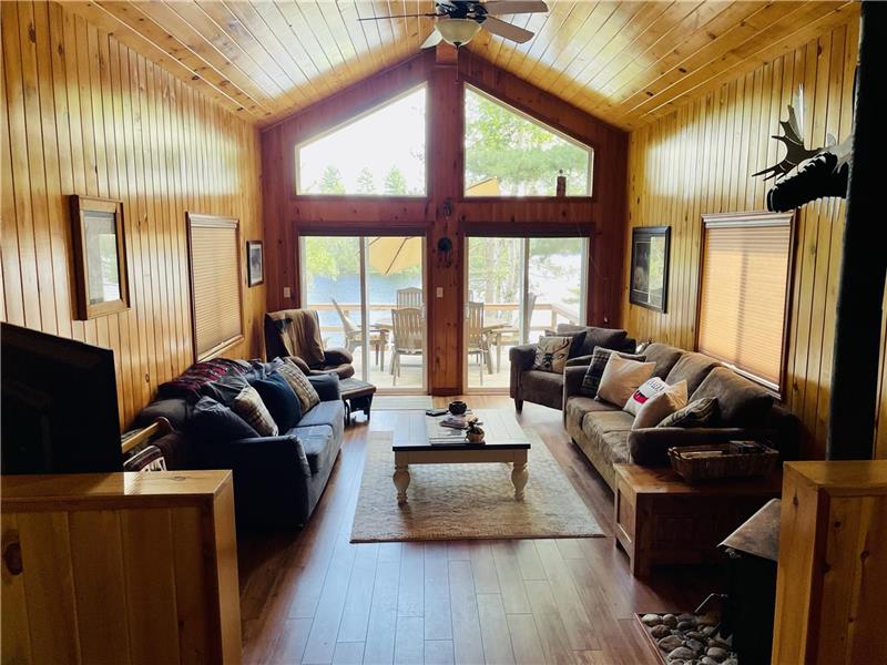 Come Enjoy the beauty of the North! Marten River Cottage Rental PL
