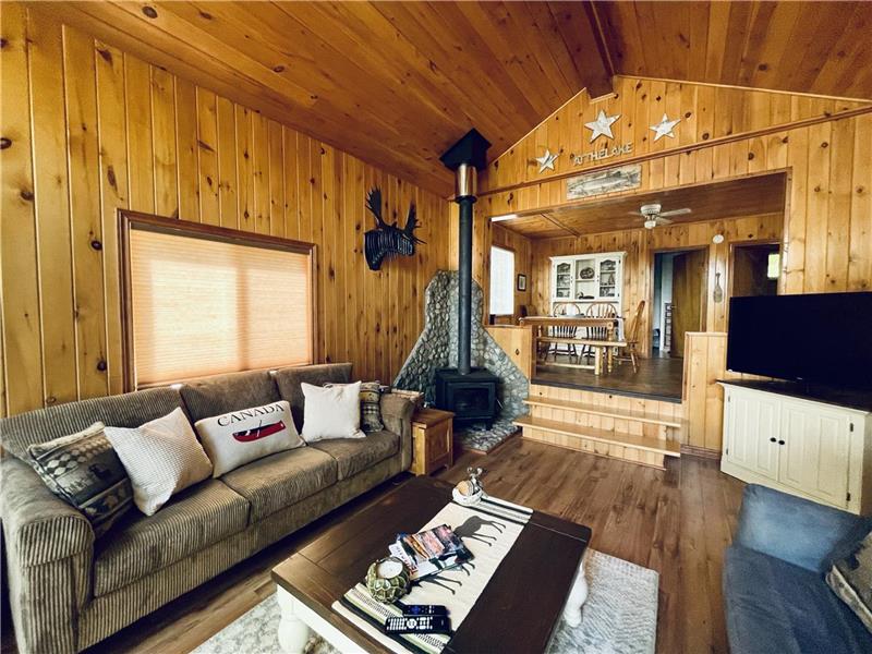 Come Enjoy the beauty of the North! Marten River Cottage Rental PL