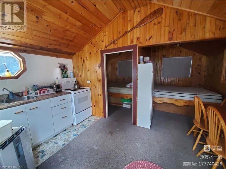 Ontario Waterfront Cottage on Clear Mcarthurs Mills Cottage Rental