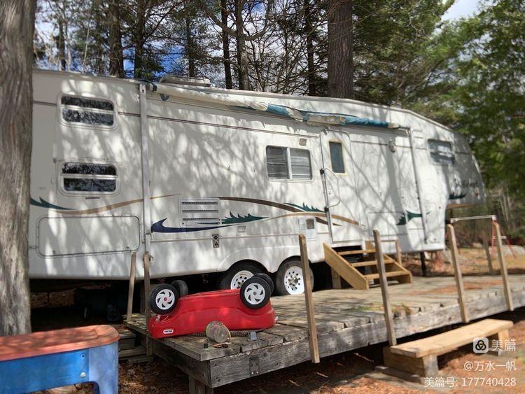 Ontario Waterfront Cottage on Clear Mcarthurs Mills Cottage Rental