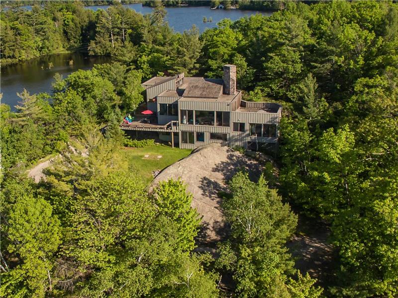 FOLLY & FOLLY Port Carling Cottage Rental DI37133