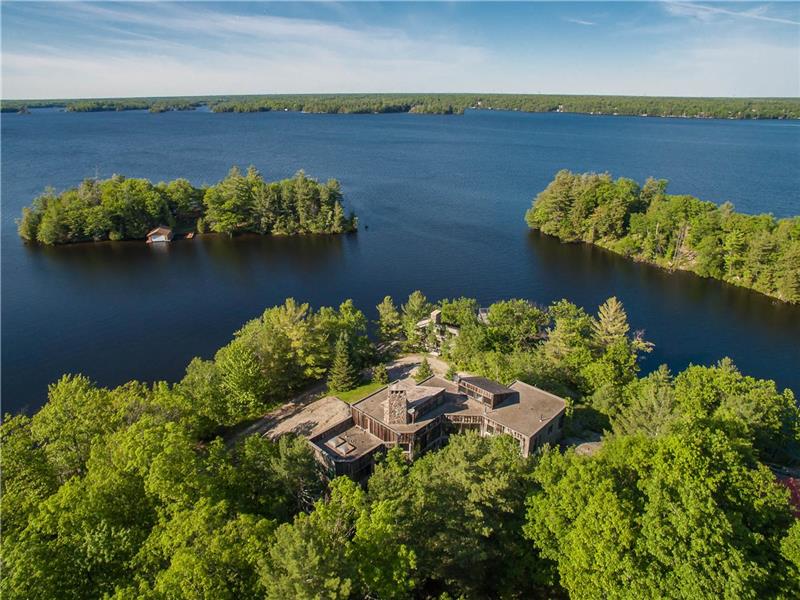 FOLLY & FOLLY Port Carling Cottage Rental DI37133