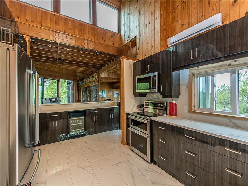 FOLLY & FOLLY Port Carling Cottage Rental DI37133