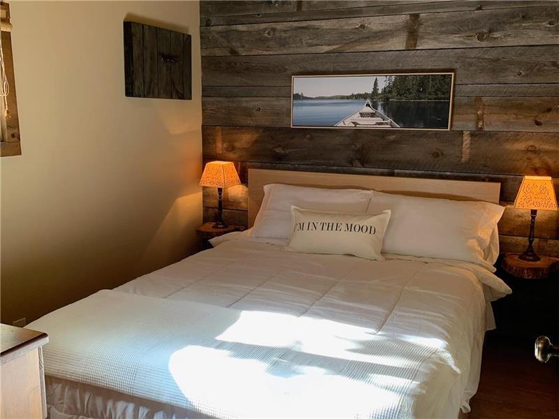 Hilltop on Hudson Dunchurch Cottage Rental PL37157 CottagesInCanada