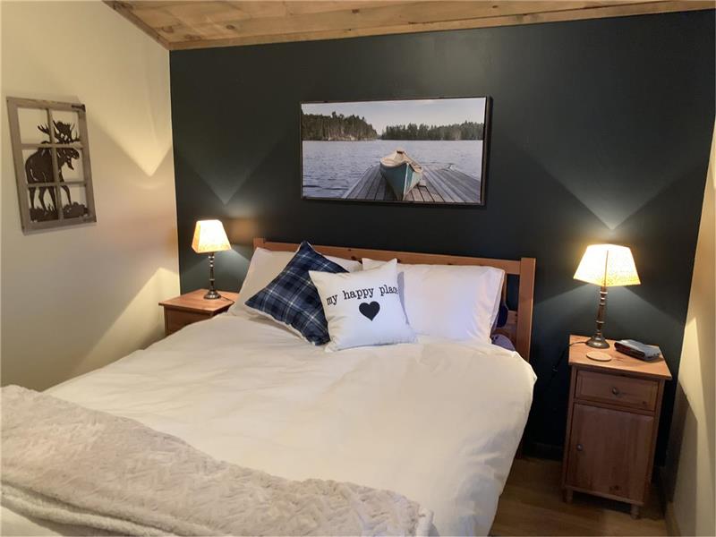 Hilltop on Hudson Dunchurch Cottage Rental PL37157 CottagesInCanada