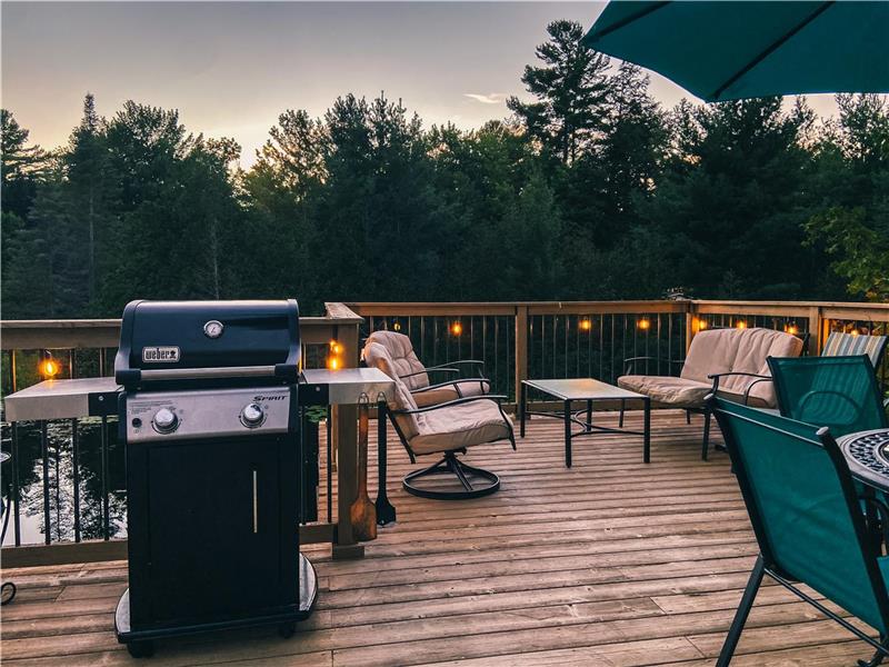 Riverside Paradise Modern Bobcaygeon Cottage Rental DI37197