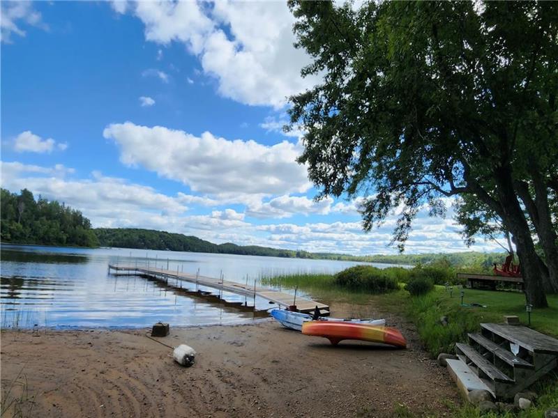 Beautiful year round cottage on Burks Falls Cottage Rental GL37203