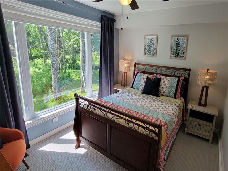 Beautiful year round cottage on Burks Falls Cottage Rental GL37203