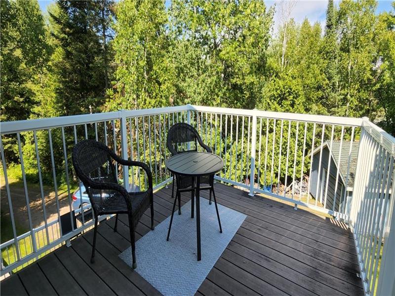 Beautiful year round cottage on Burks Falls Cottage Rental GL37203