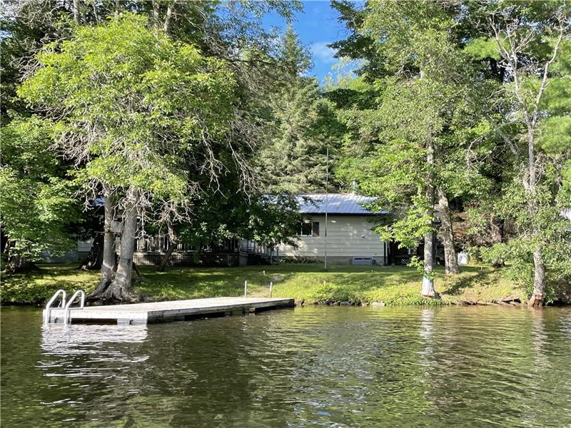 Waterfront Griffith Cottage Rental - Griffith Cottage Rental | PL-37232 ...