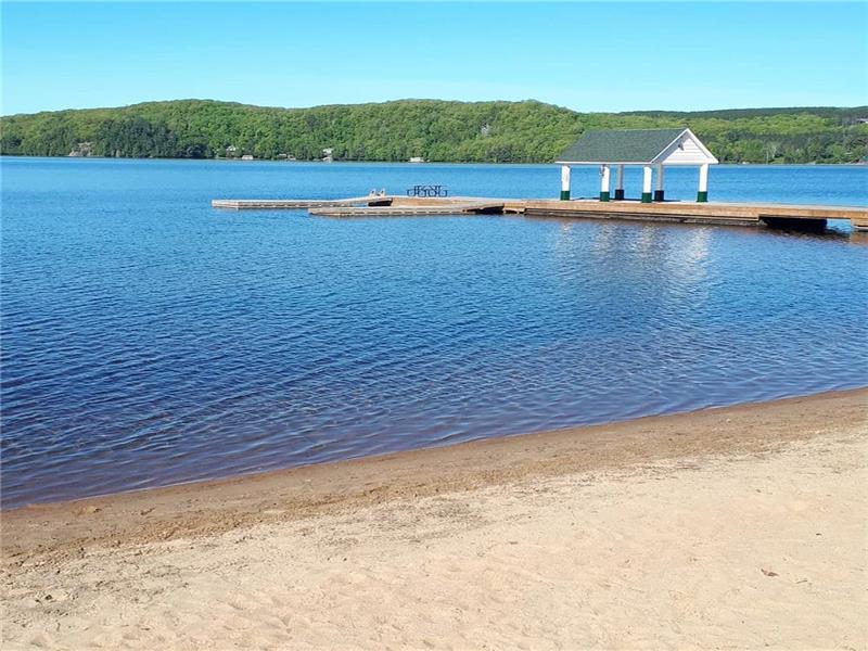 Muskoka Cottage Retreat, Hidden Huntsville Cottage Rental DI37363