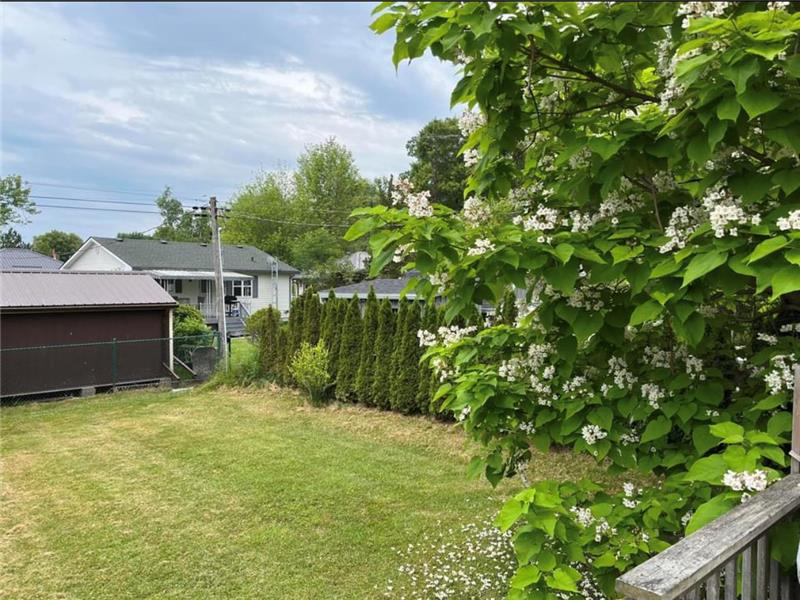 Cottage in Beautiful Turkey Point Turkey Point Cottage Rental GL37413 CottagesInCanada