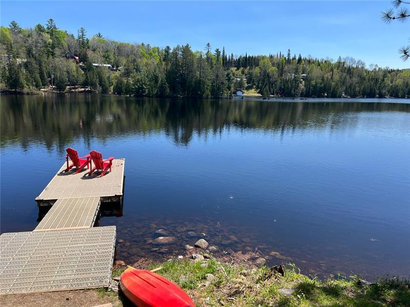 Waterfront Charming Sapphire Sundridge Cottage Rental DI37437