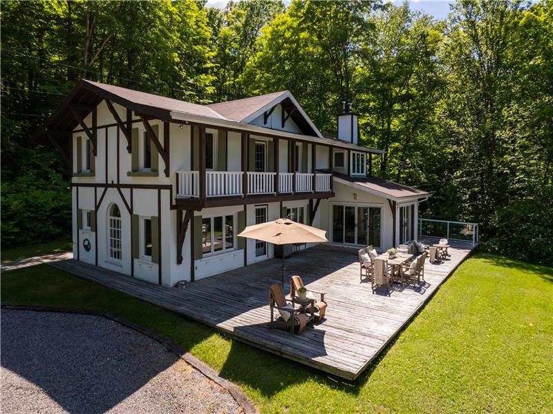 VANA Cottage Lake Cecebe Burks Falls Cottage Rental DI37526