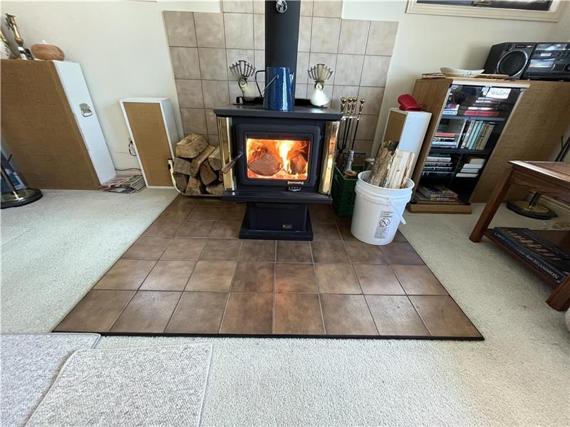 Year Round Bay Lakefront Parry Sound Cottage Rental DI