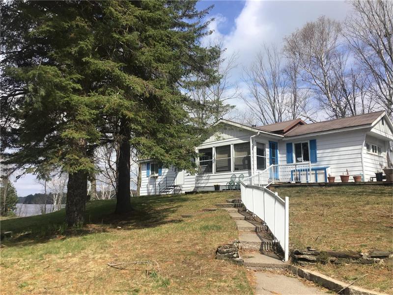 Sharbot Lake Sharbot Lake Cottage Rental GL37572 CottagesInCanada