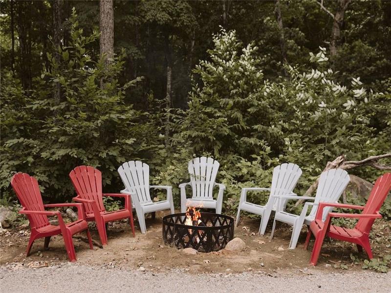 Jeffrey Lake Cabin Lakefront · Bancroft Cottage Rental DI37702