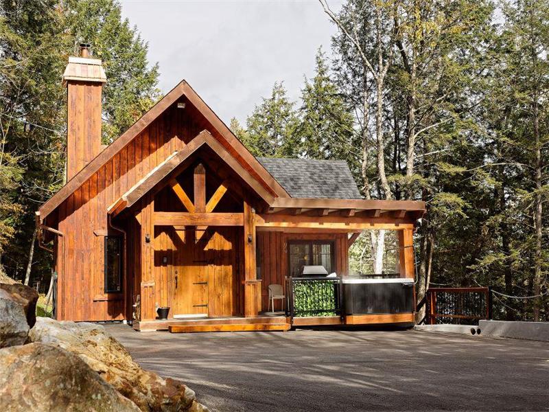 Refuge des Amoureux Bouchette Cottage Rental GL37705