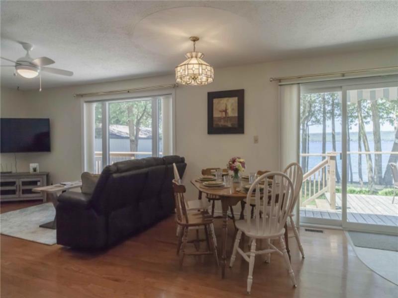 Bayview Flats on the clear water of Bay Cottage Rental GL