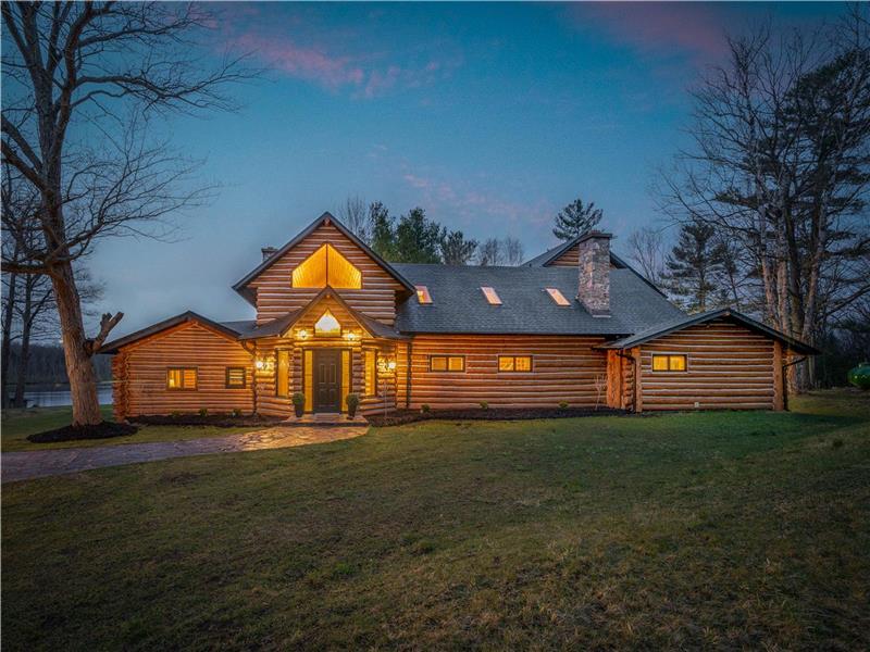 Luxury Cabin On 100+ Acre Buckhorn Cottage Rental DI37748
