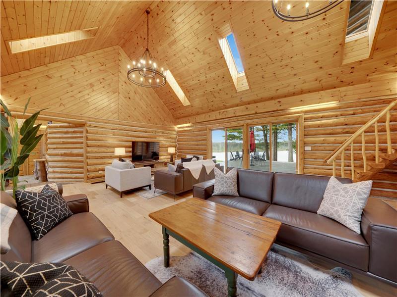 Luxury Cabin On 100+ Acre Buckhorn Cottage Rental DI37748