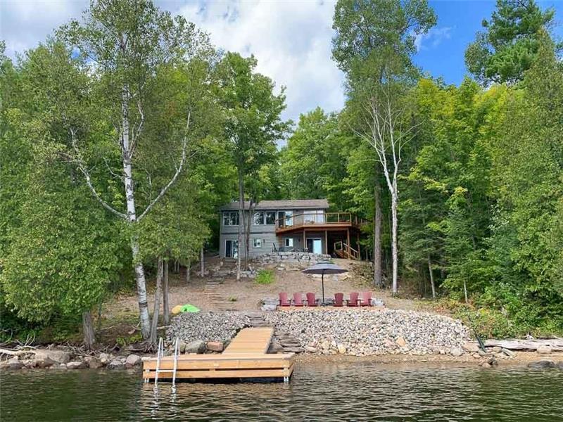 Lakeview Retreat Kinmount Cottage Rental PL37763 CottagesInCanada