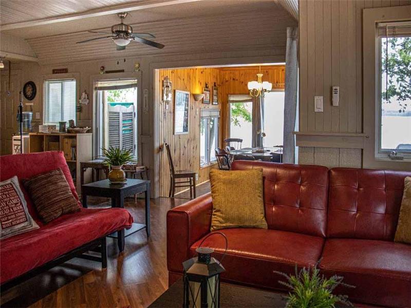 Kozy Korner Sebright Cottage Rental PL37773 CottagesInCanada