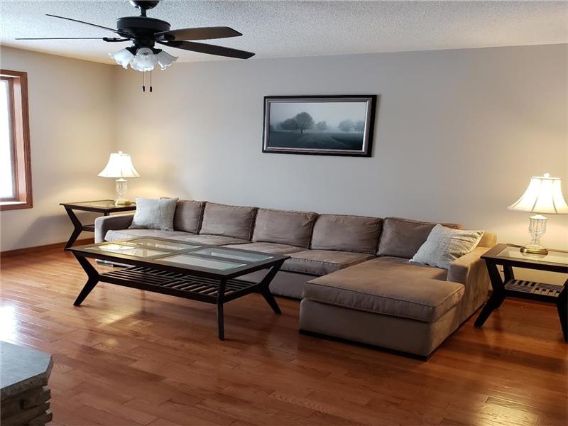 Grand Bend/Southcott Pines Getaway Grand Bend Cottage Rental DI