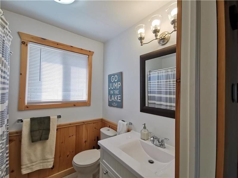 Big Bald Lake Lovely Lakefront Buckhorn Cottage Rental PL37917