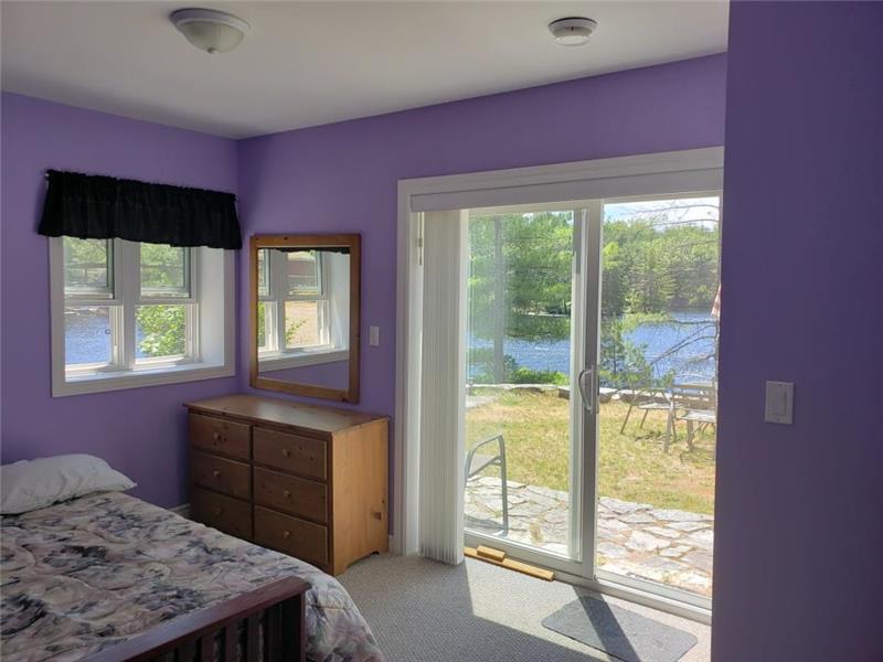 Lakefront Cottage for Rent on Riley Gravenhurst Cottage Rental DI